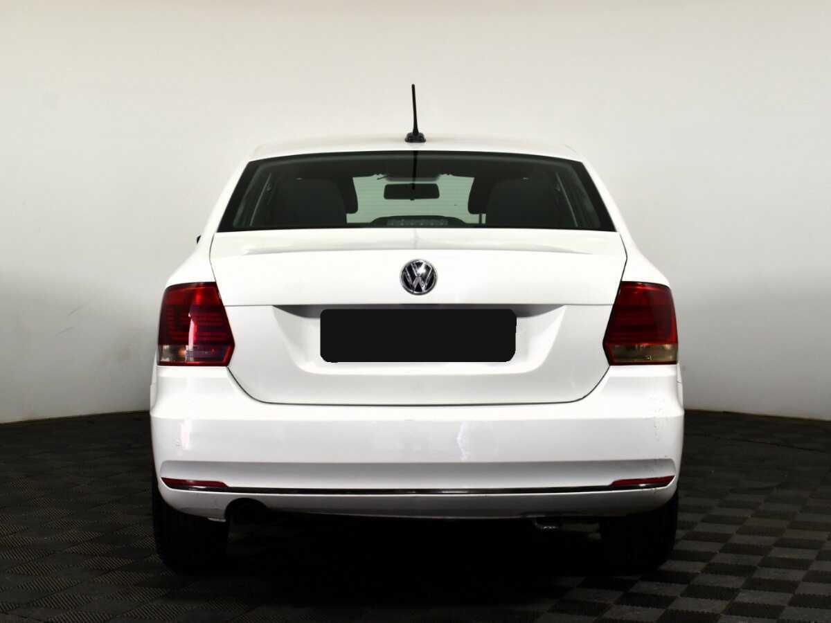 Volkswagen Polo с пробегом — 2019 год. Фото: #4