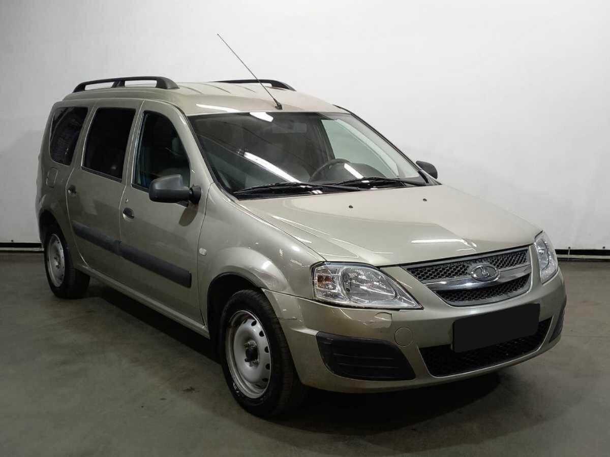 Lada (ВАЗ) Largus с пробегом — 2019 год. Фото: #2