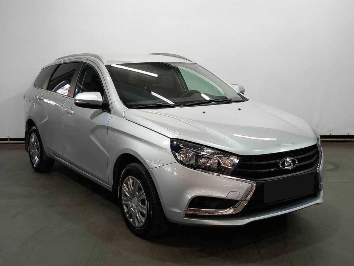 Lada (ВАЗ) Vesta с пробегом — 2021 год. Фото: #2