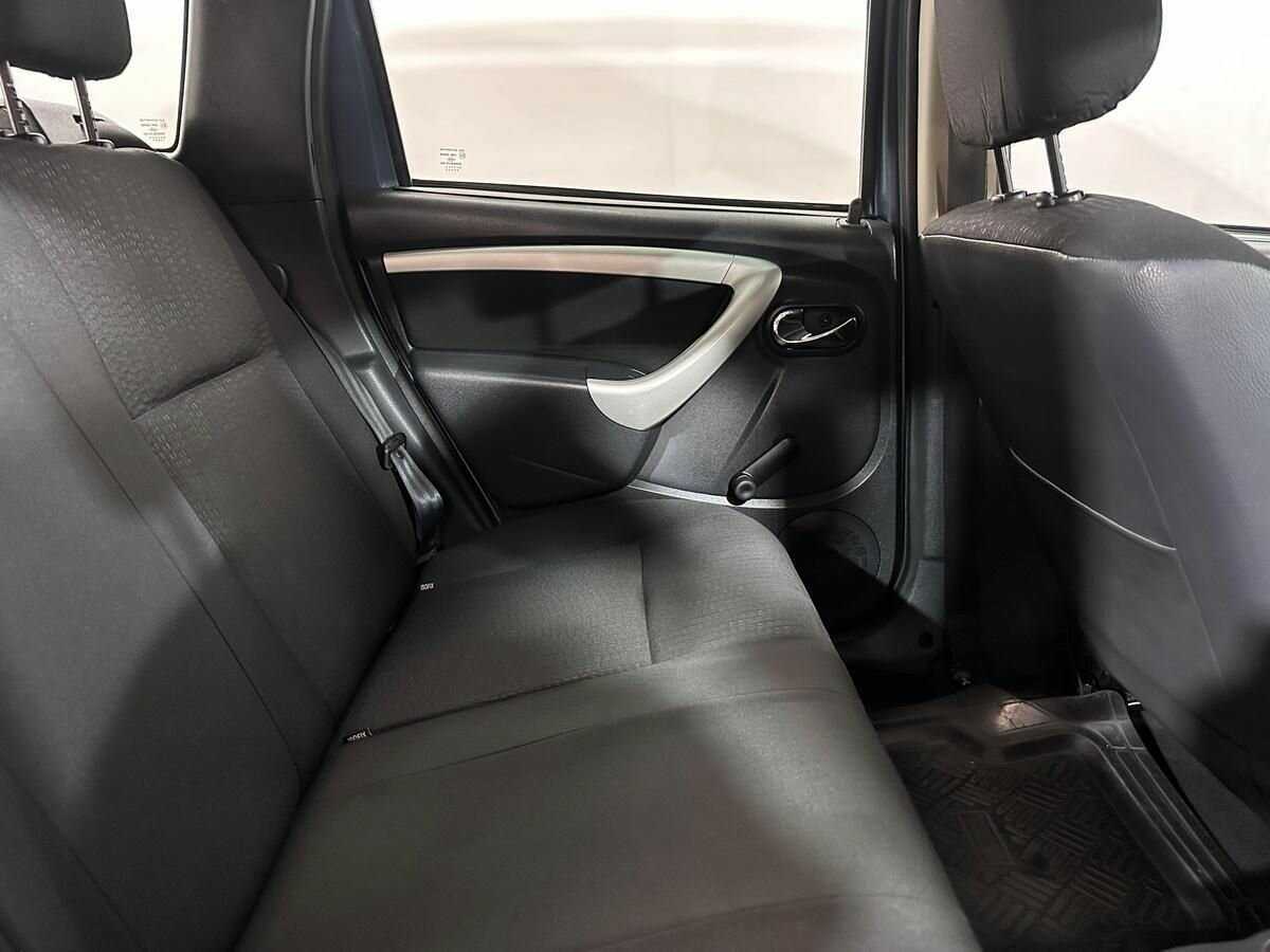 Nissan Terrano с пробегом — 2014 год. Фото: #8