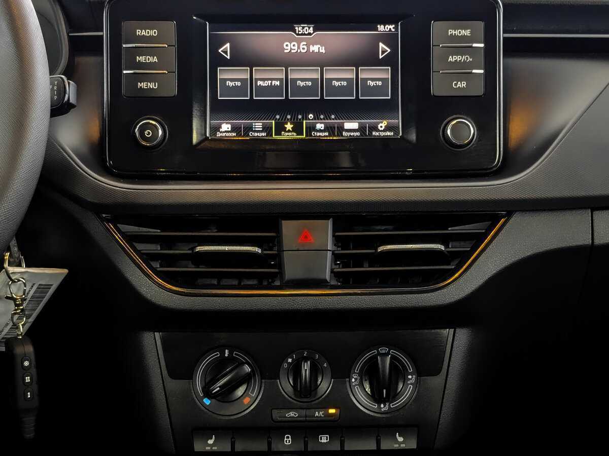 Skoda Rapid с пробегом — 2021 год. Фото: #12