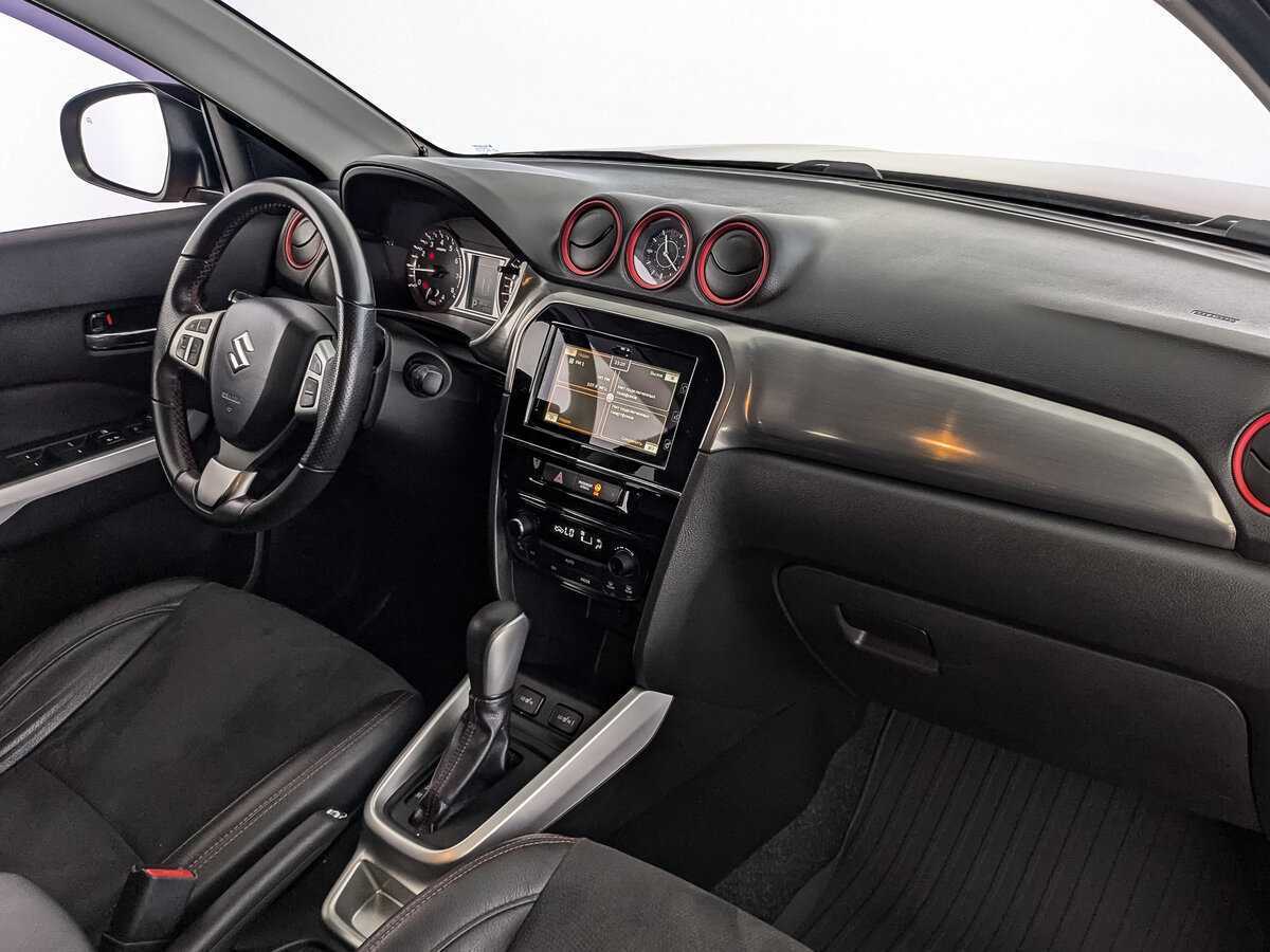 Suzuki Vitara с пробегом — 2016 год. Фото: #8