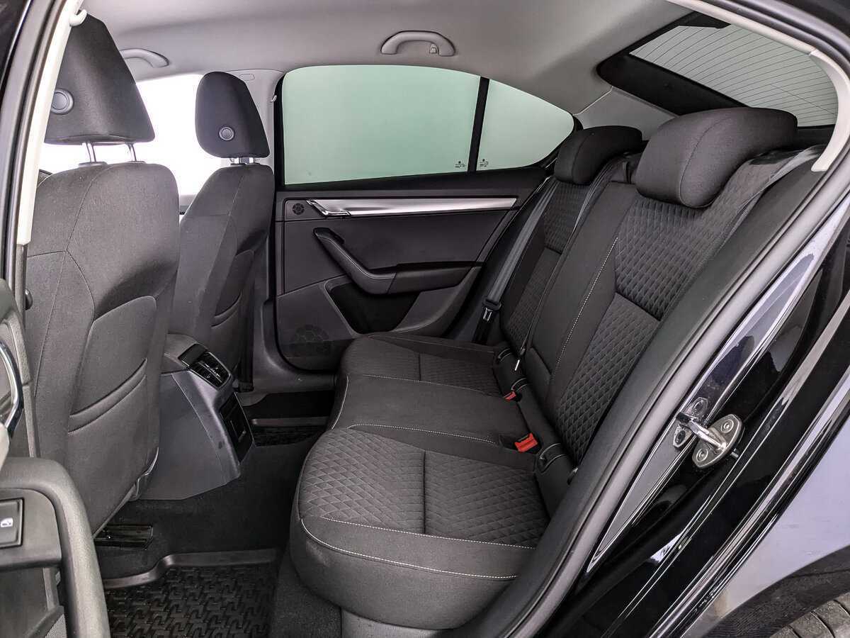 Skoda Octavia с пробегом — 2016 год. Фото: #9