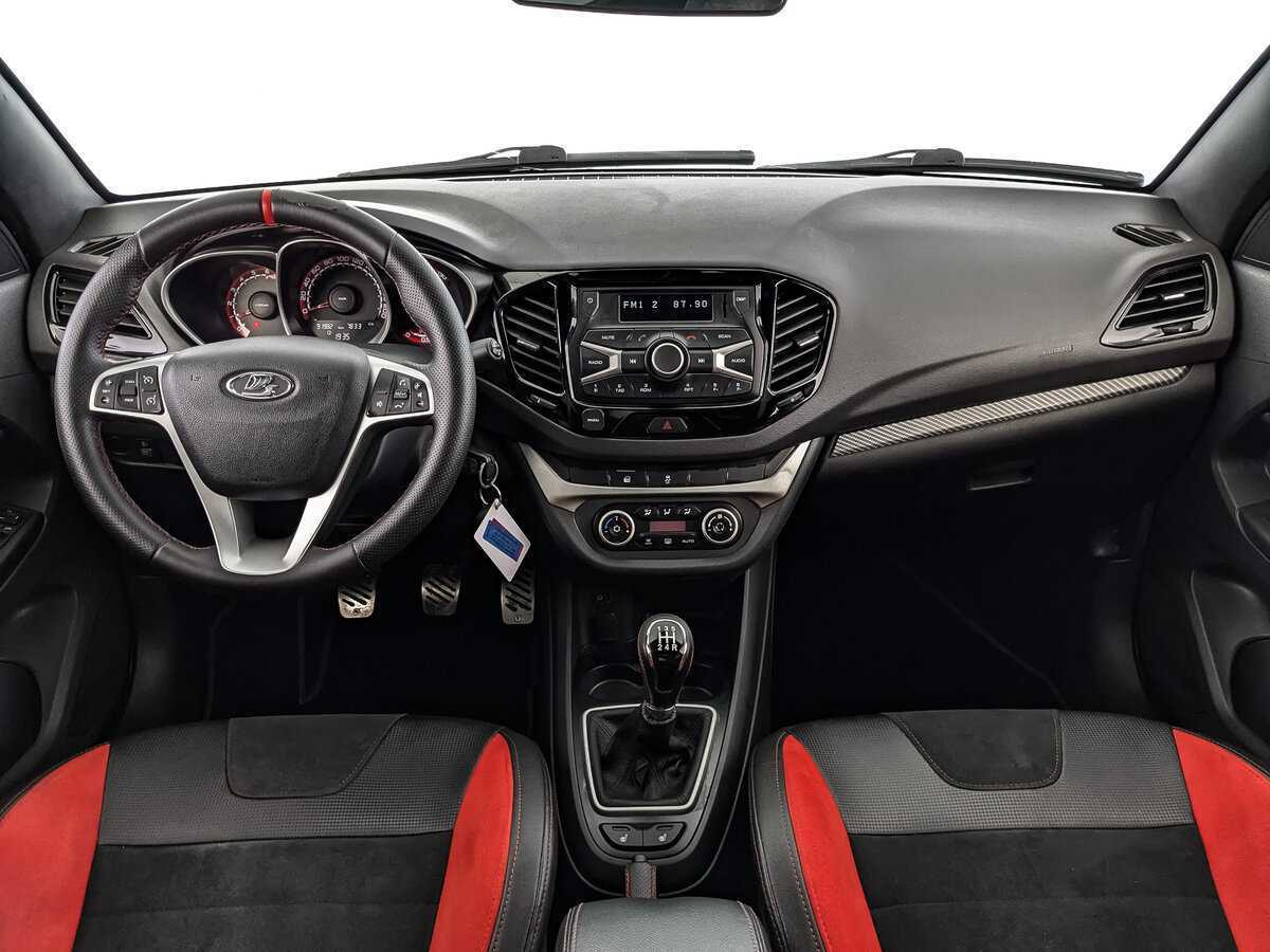 Lada (ВАЗ) Vesta с пробегом — 2019 год. Фото: #9