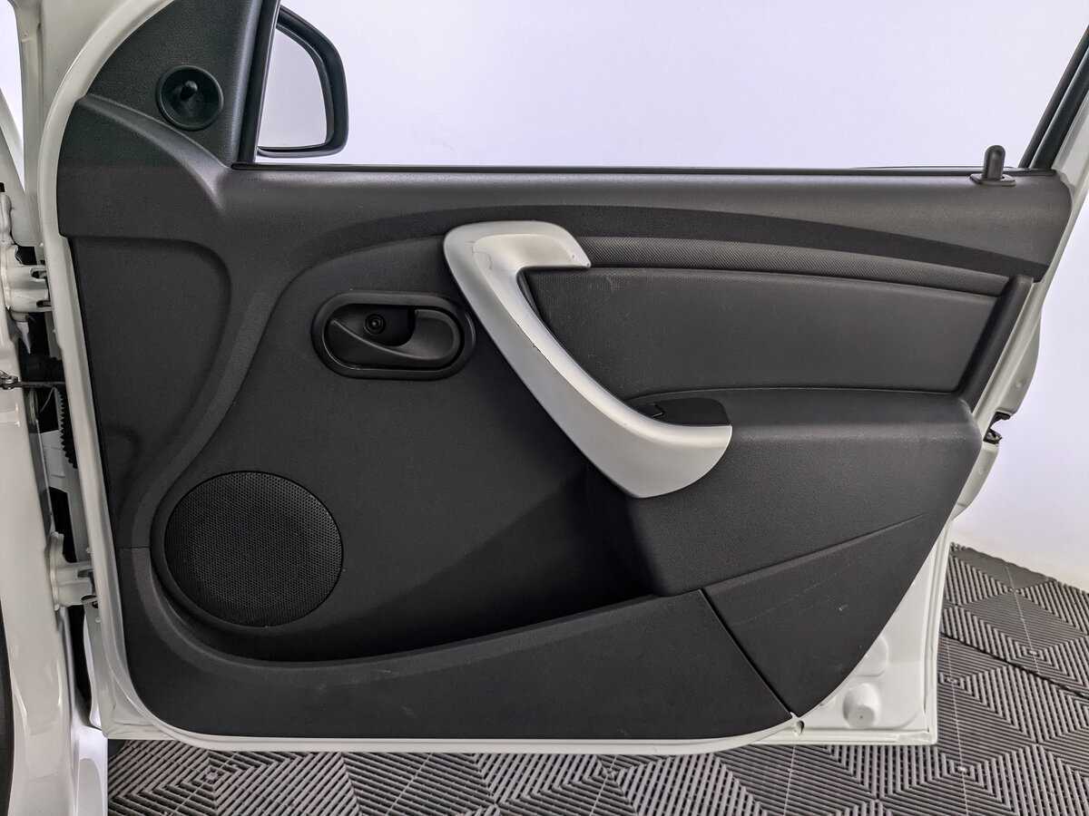 Lada (ВАЗ) Largus с пробегом — 2020 год. Фото: #20