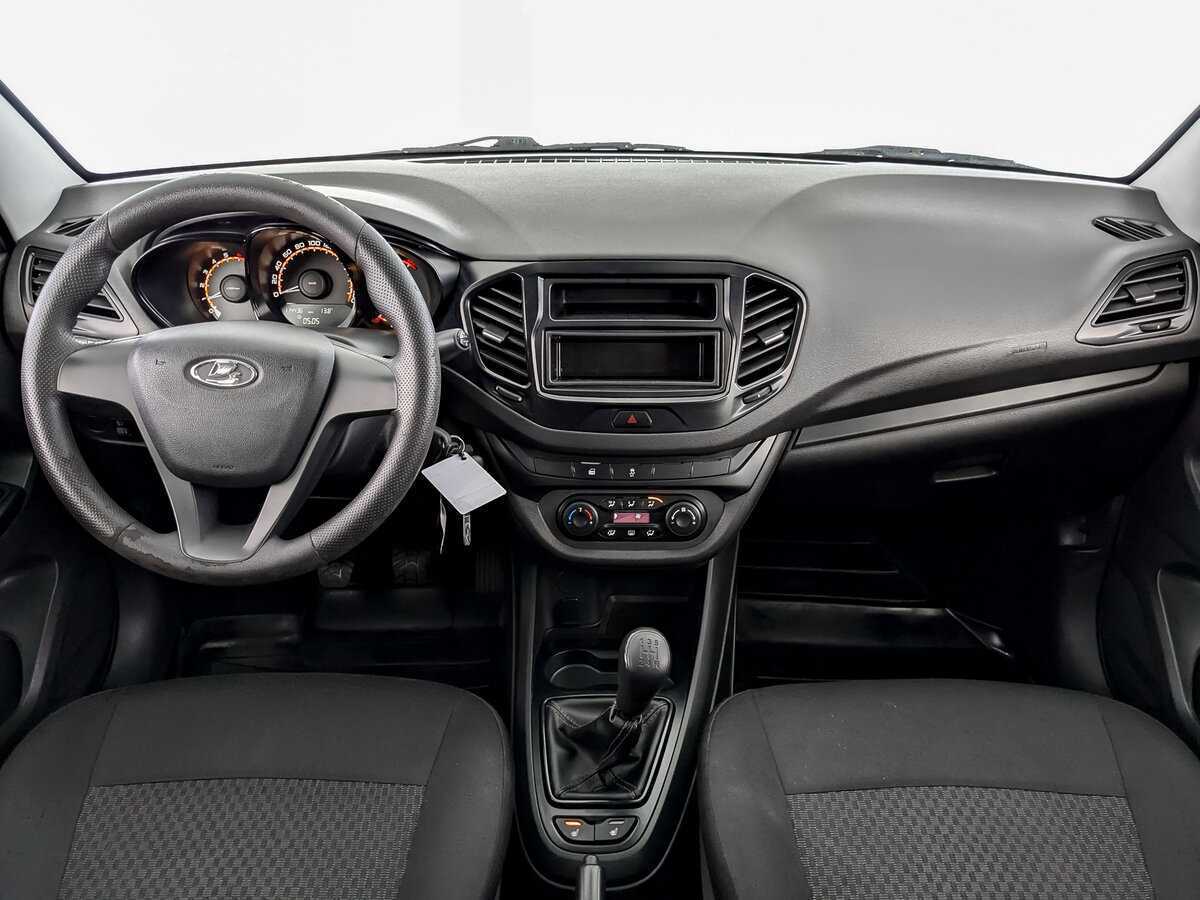 Lada (ВАЗ) Vesta с пробегом — 2019 год. Фото: #11