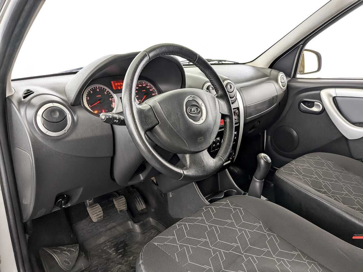 Lada (ВАЗ) Largus с пробегом — 2019 год. Фото: #13