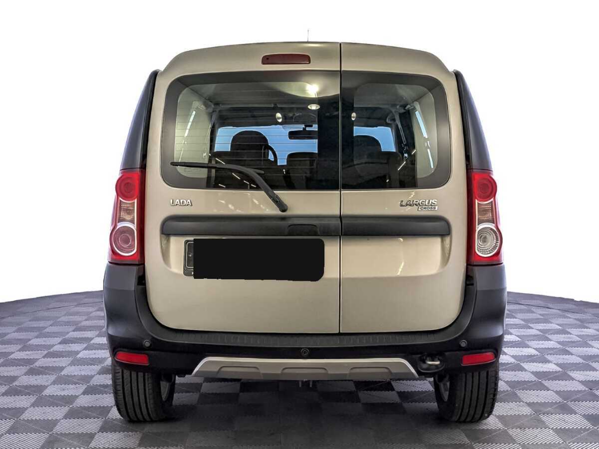 Lada (ВАЗ) Largus с пробегом — 2019 год. Фото: #5