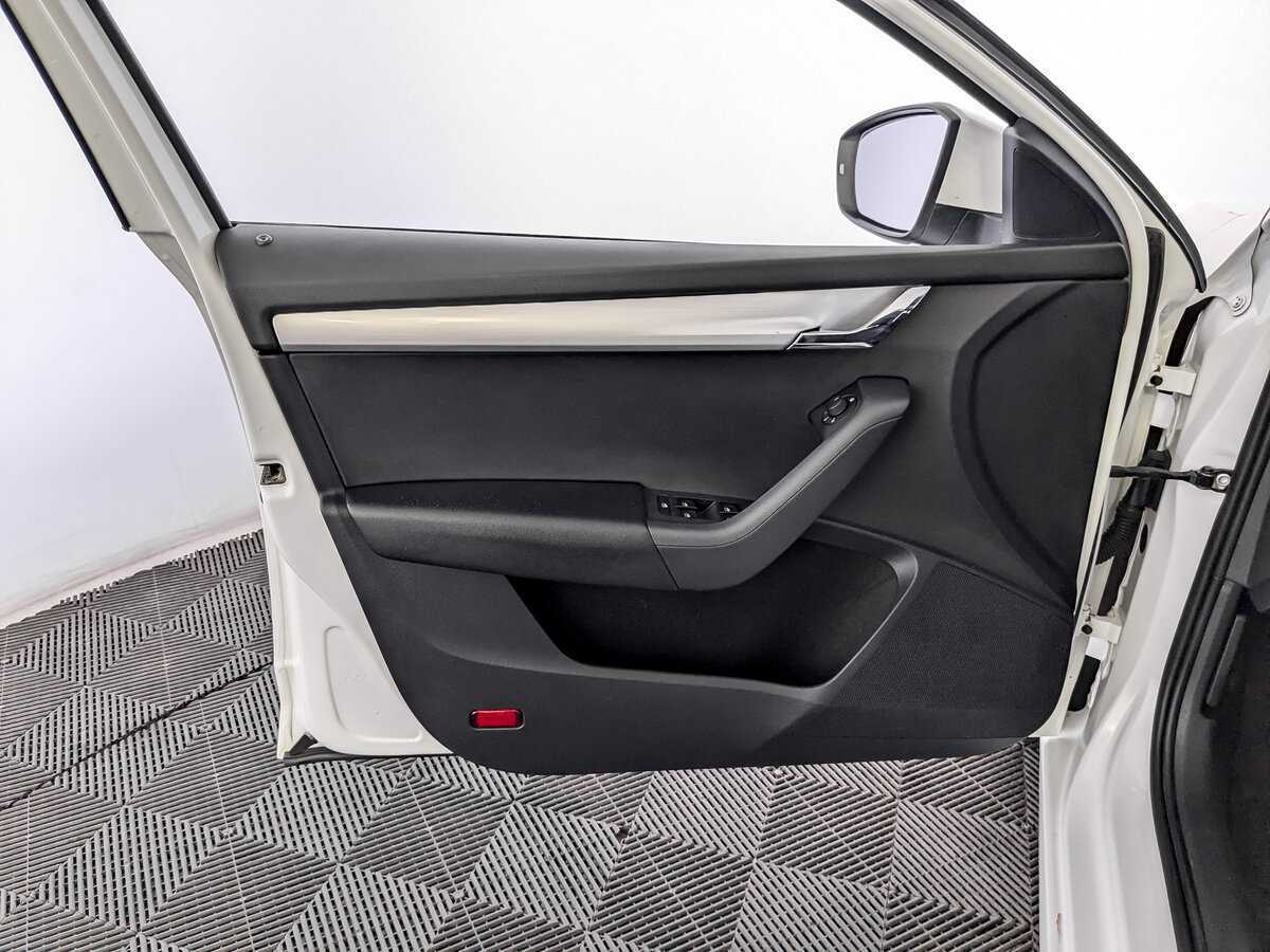Skoda Octavia с пробегом — 2019 год. Фото: #14