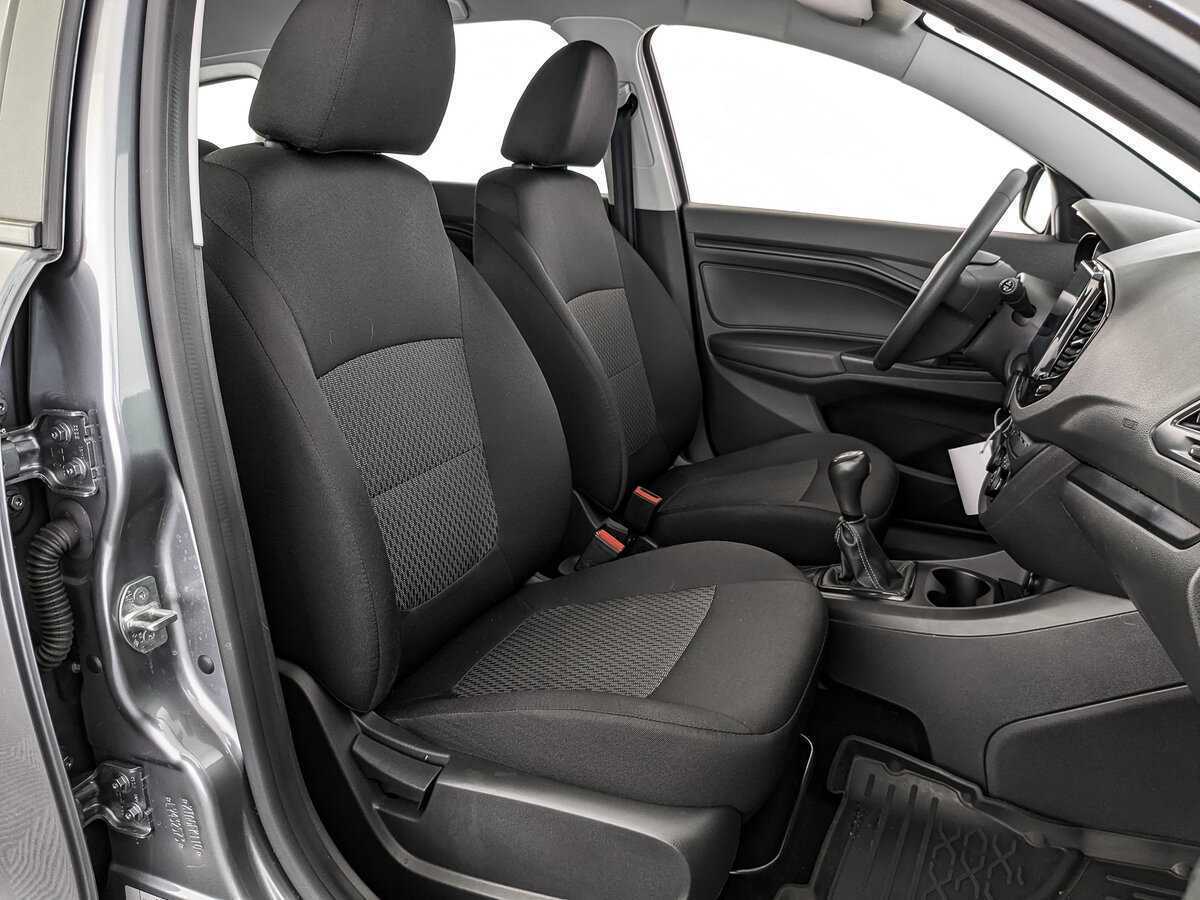 Lada (ВАЗ) Vesta с пробегом — 2020 год. Фото: #18