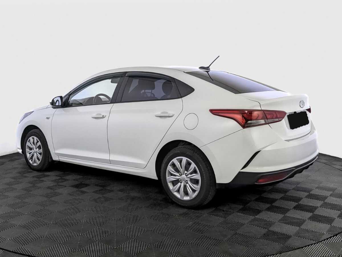 Hyundai Solaris с пробегом — 2020 год. Фото: #6