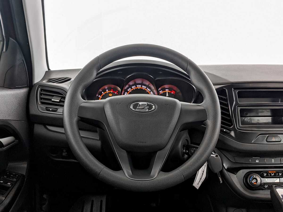 Lada (ВАЗ) Vesta с пробегом — 2021 год. Фото: #16