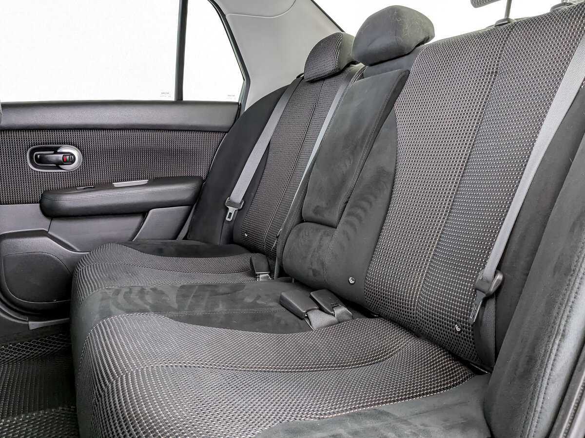 Nissan Tiida с пробегом — 2013 год. Фото: #9