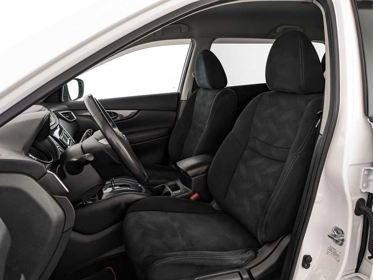 Nissan X-Trail с пробегом — 2015 год. Фото: #15