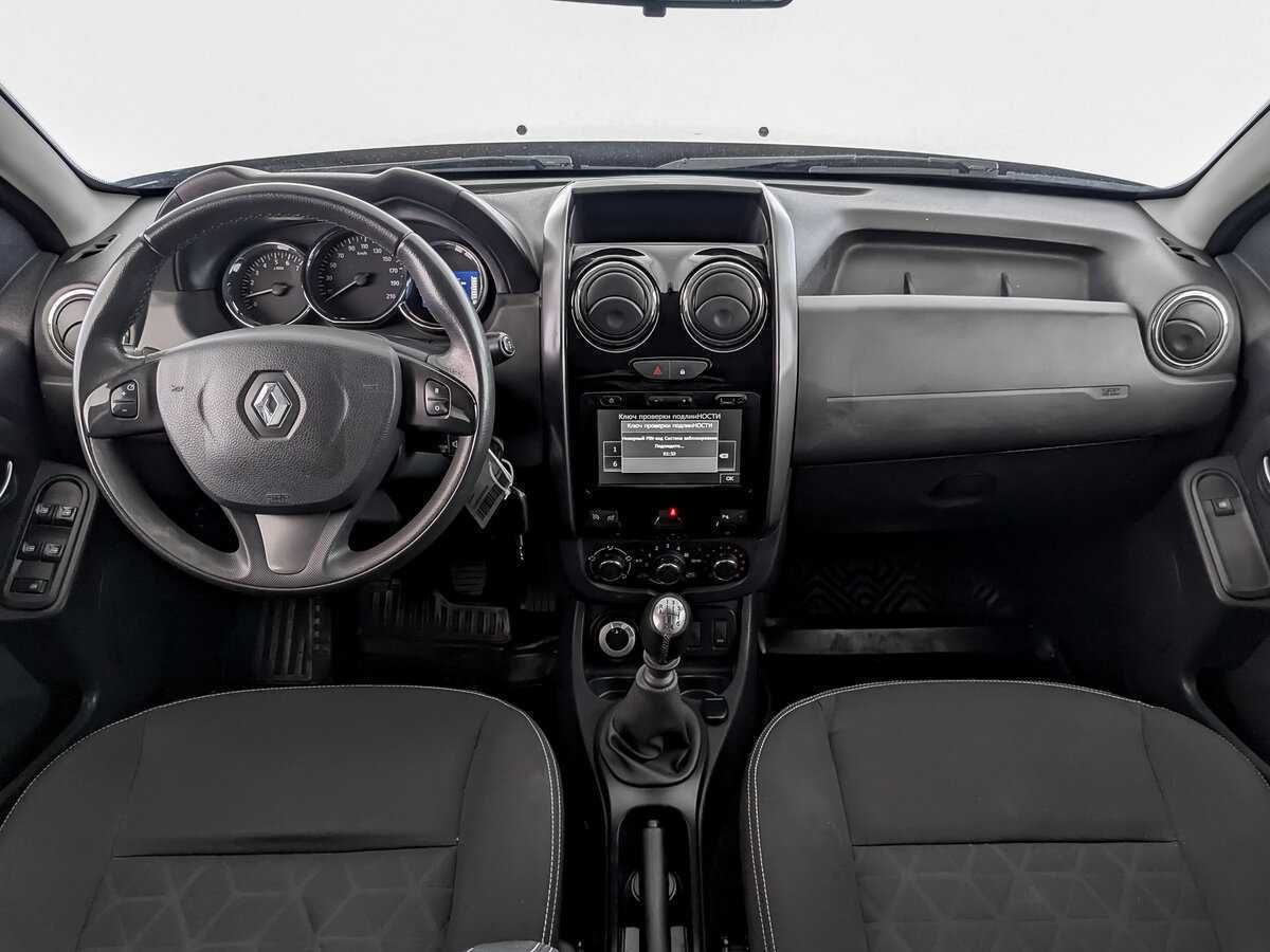Renault Duster с пробегом — 2016 год. Фото: #11