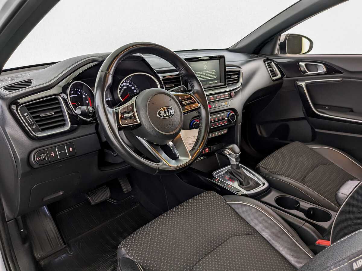 Kia Ceed с пробегом — 2018 год. Фото: #13