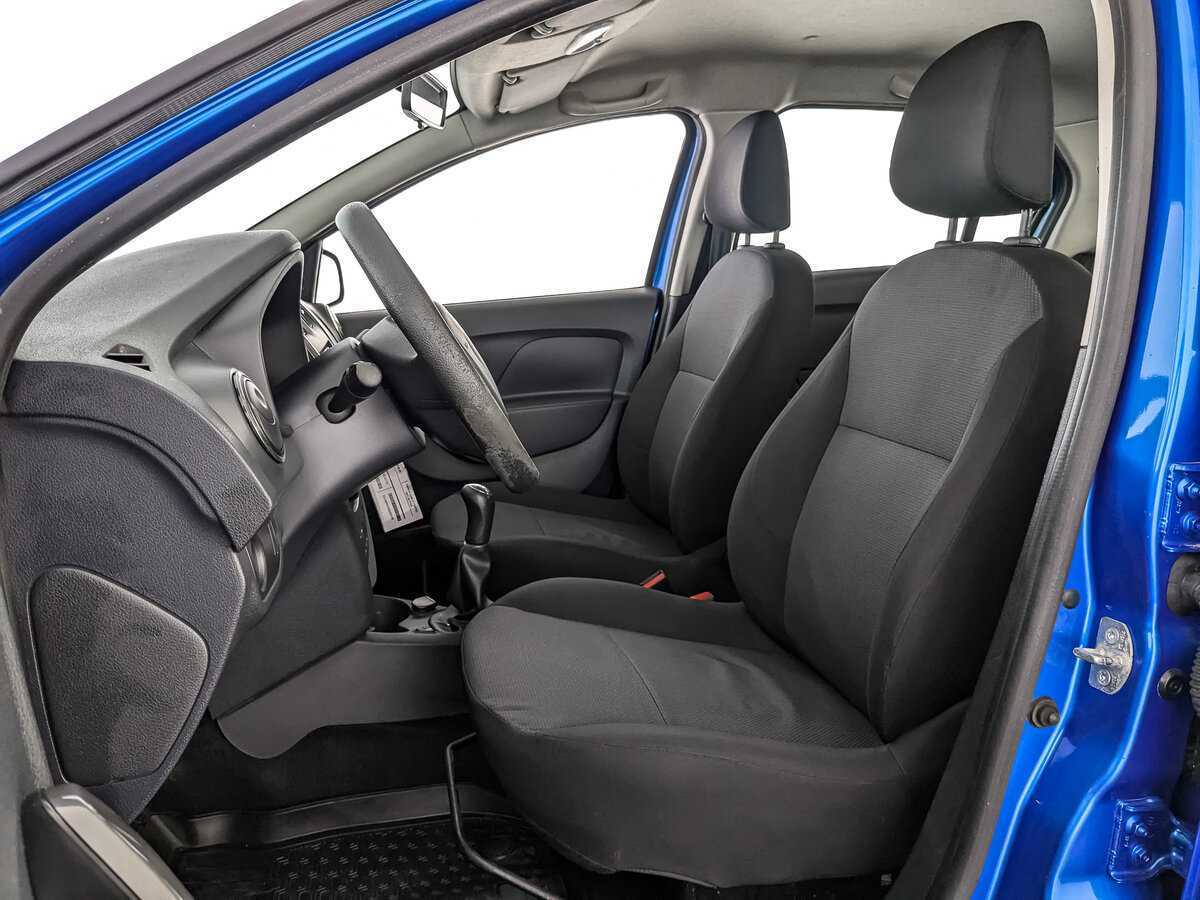 Renault Logan с пробегом — 2016 год. Фото: #15