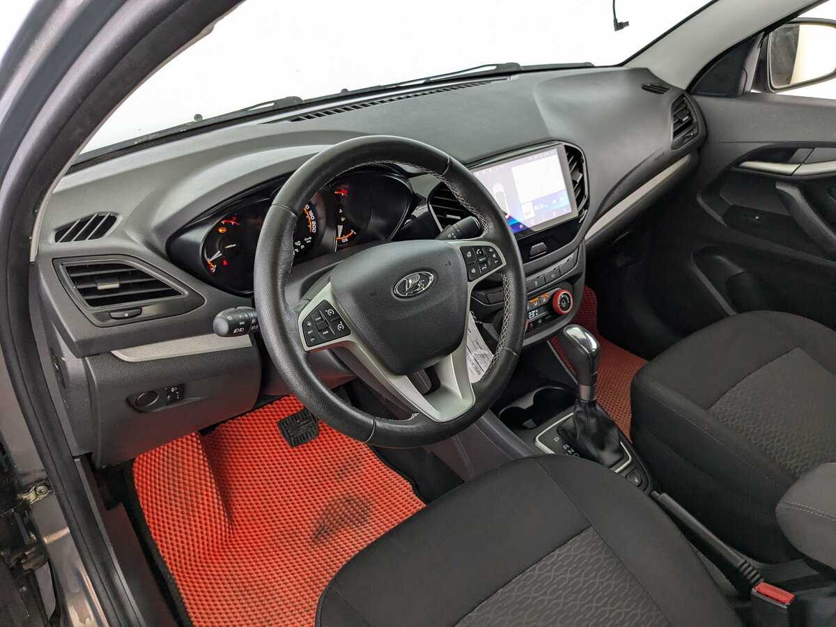 Lada (ВАЗ) Vesta с пробегом — 2020 год. Фото: #12