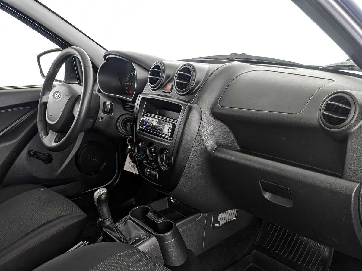 Lada (ВАЗ) Granta с пробегом — 2017 год. Фото: #8