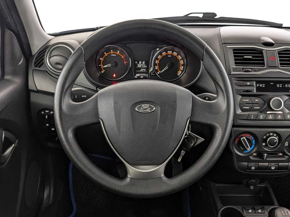 Lada (ВАЗ) Granta с пробегом — 2020 год. Фото: #17