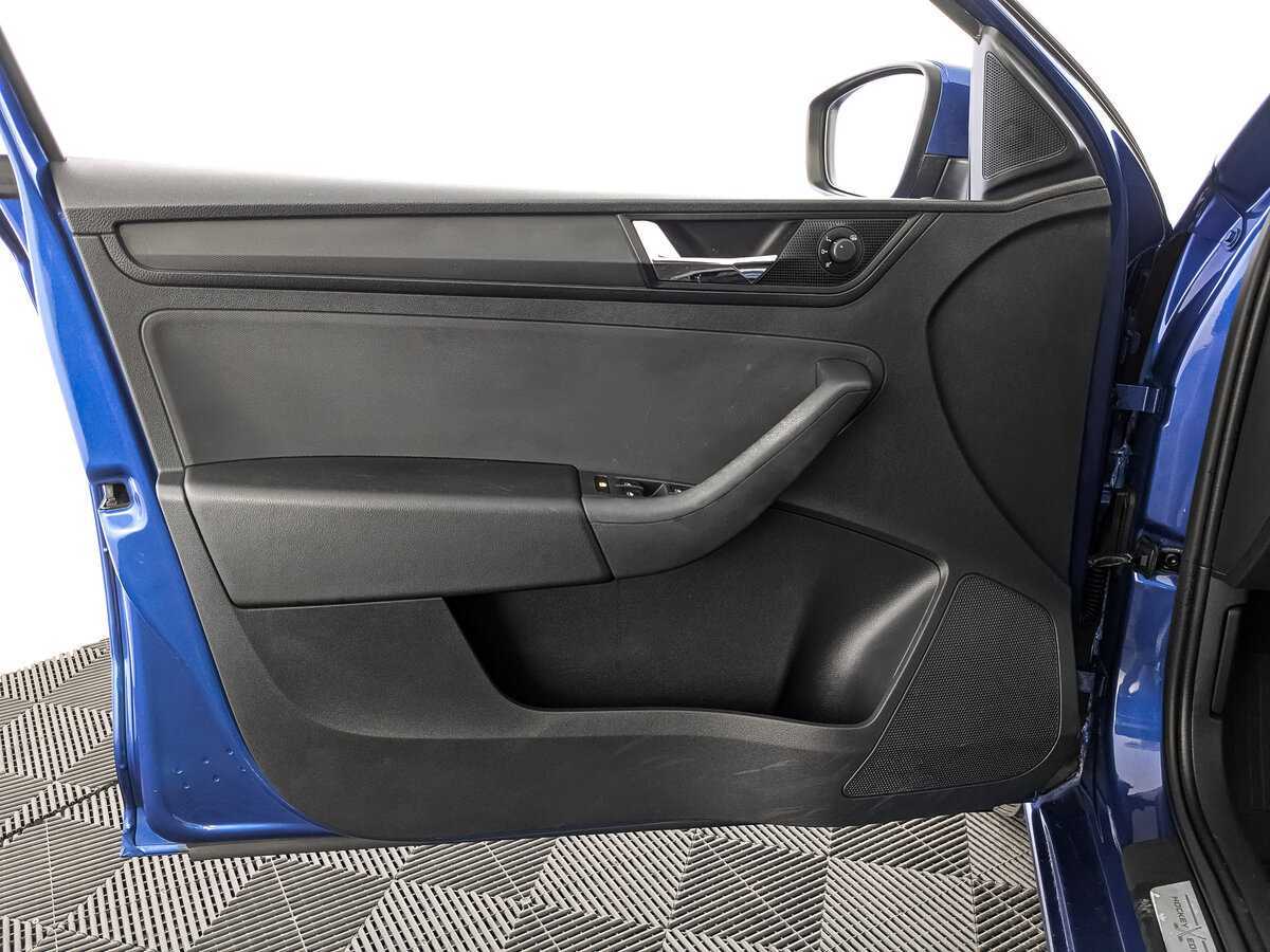 Skoda Rapid с пробегом — 2019 год. Фото: #14