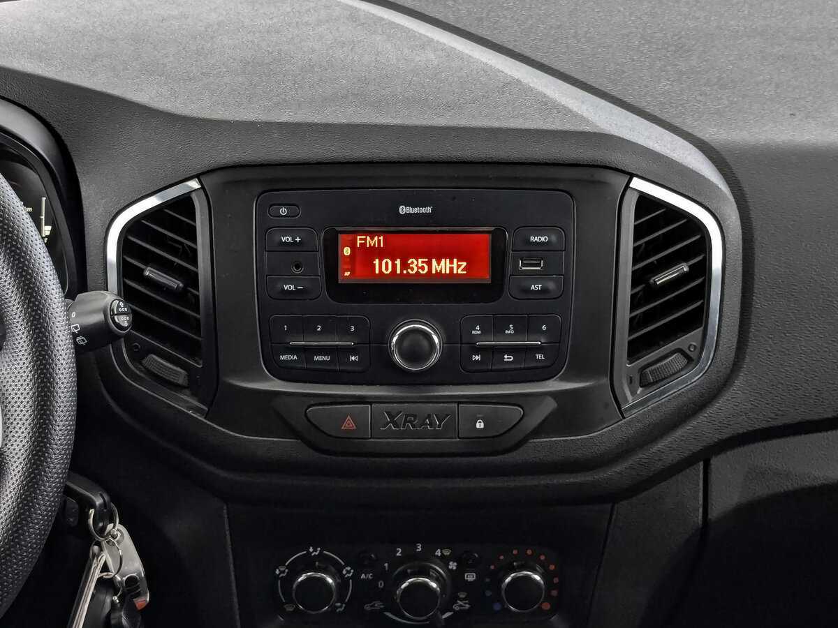 Lada (ВАЗ) XRAY с пробегом — 2019 год. Фото: #12