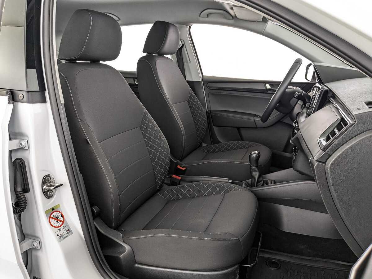 Skoda Rapid с пробегом — 2020 год. Фото: #19