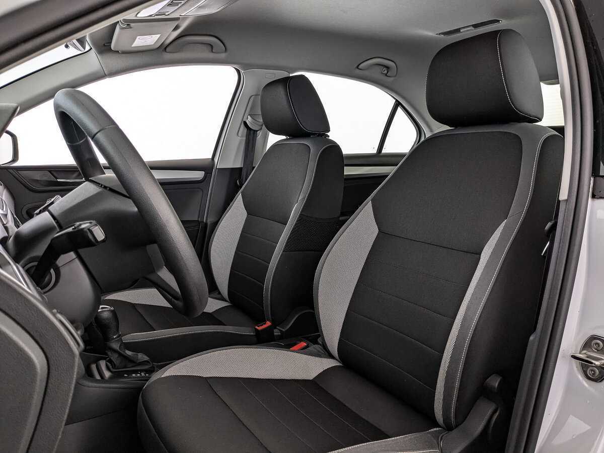 Skoda Rapid с пробегом — 2019 год. Фото: #15