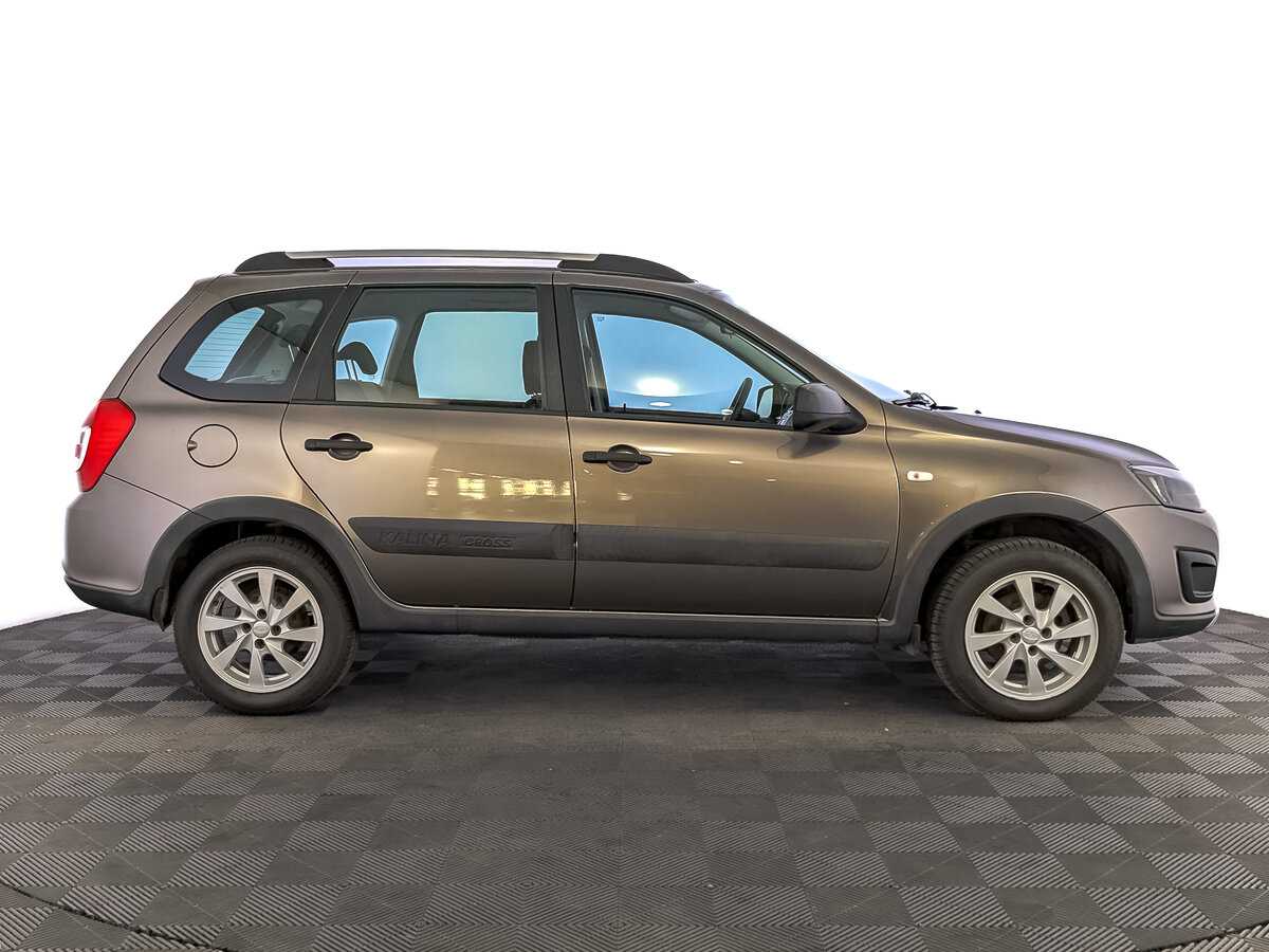 Lada (ВАЗ) Kalina с пробегом — 2018 год. Фото: #3