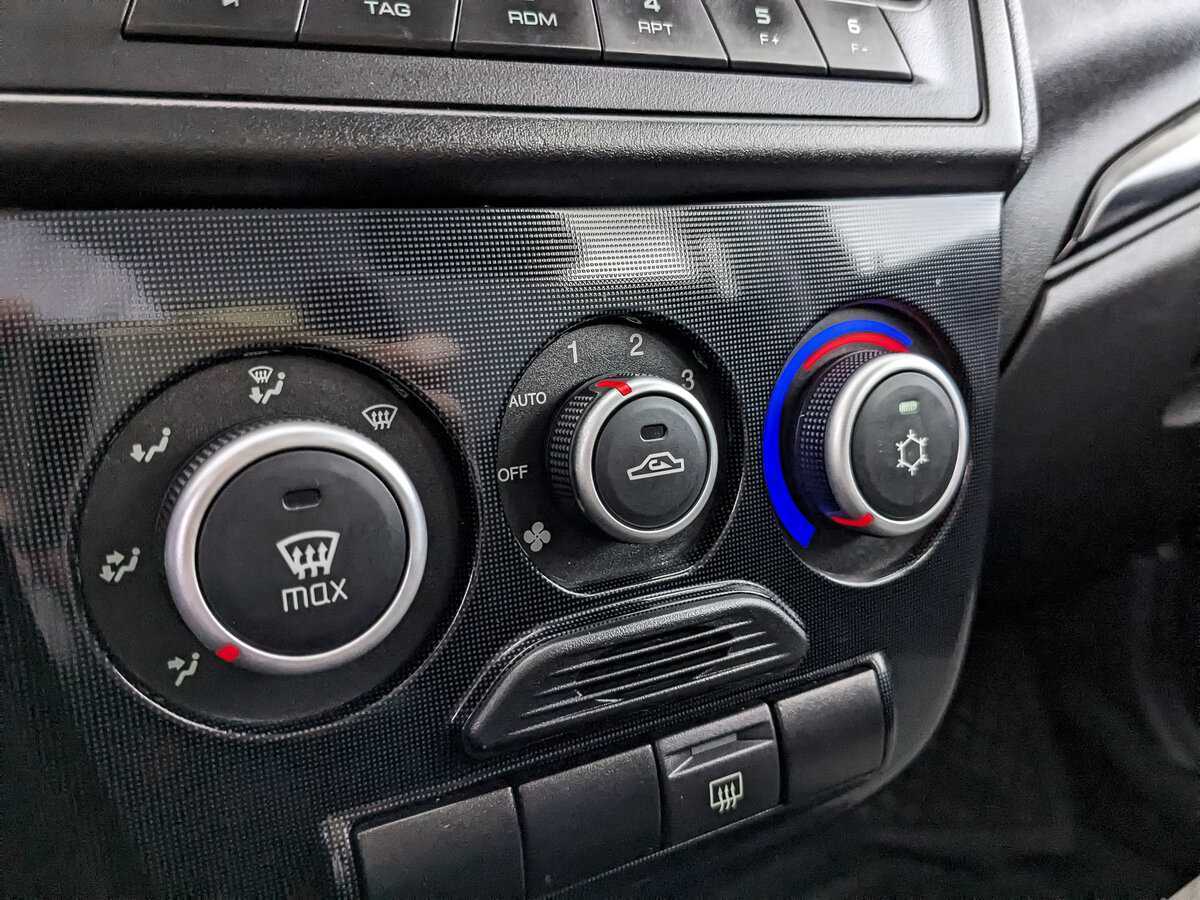 Lada (ВАЗ) Kalina с пробегом — 2018 год. Фото: #16