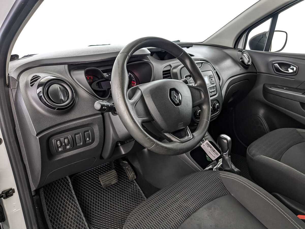 Renault Kaptur с пробегом — 2018 год. Фото: #10
