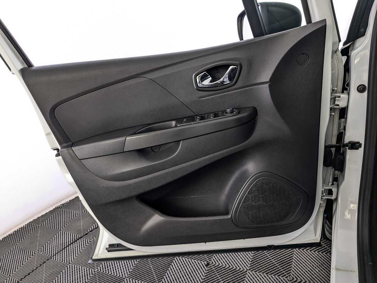 Renault Kaptur с пробегом — 2018 год. Фото: #14