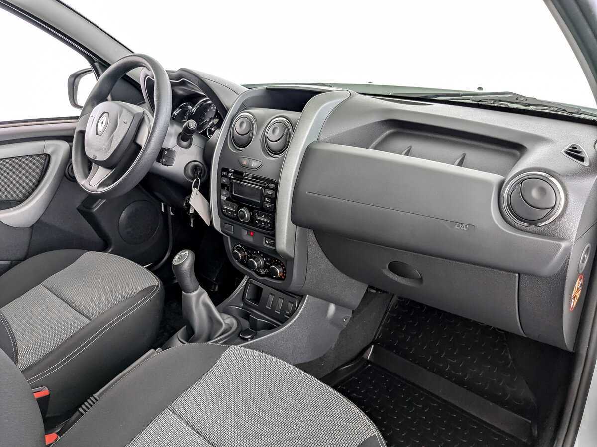 Renault Duster с пробегом — 2016 год. Фото: #8