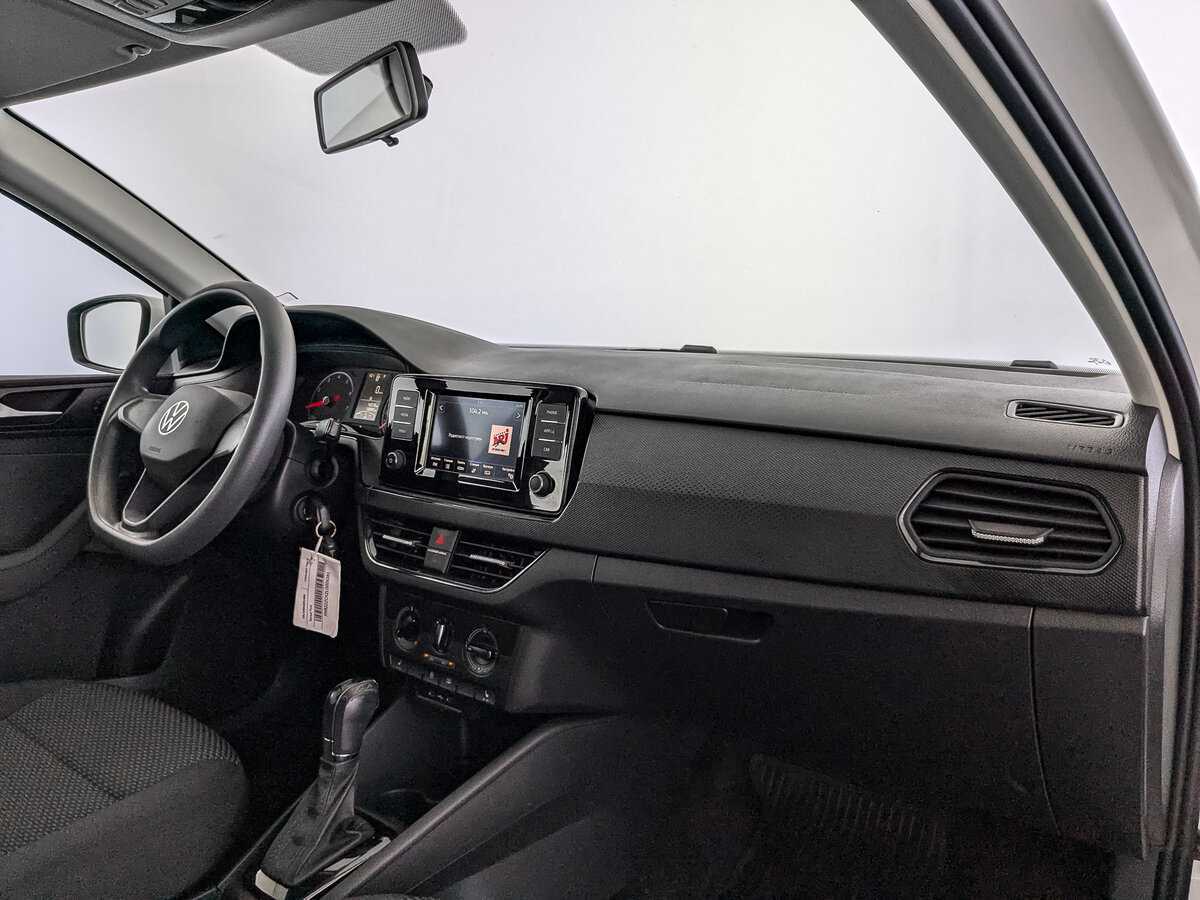 Volkswagen Polo с пробегом — 2020 год. Фото: #8