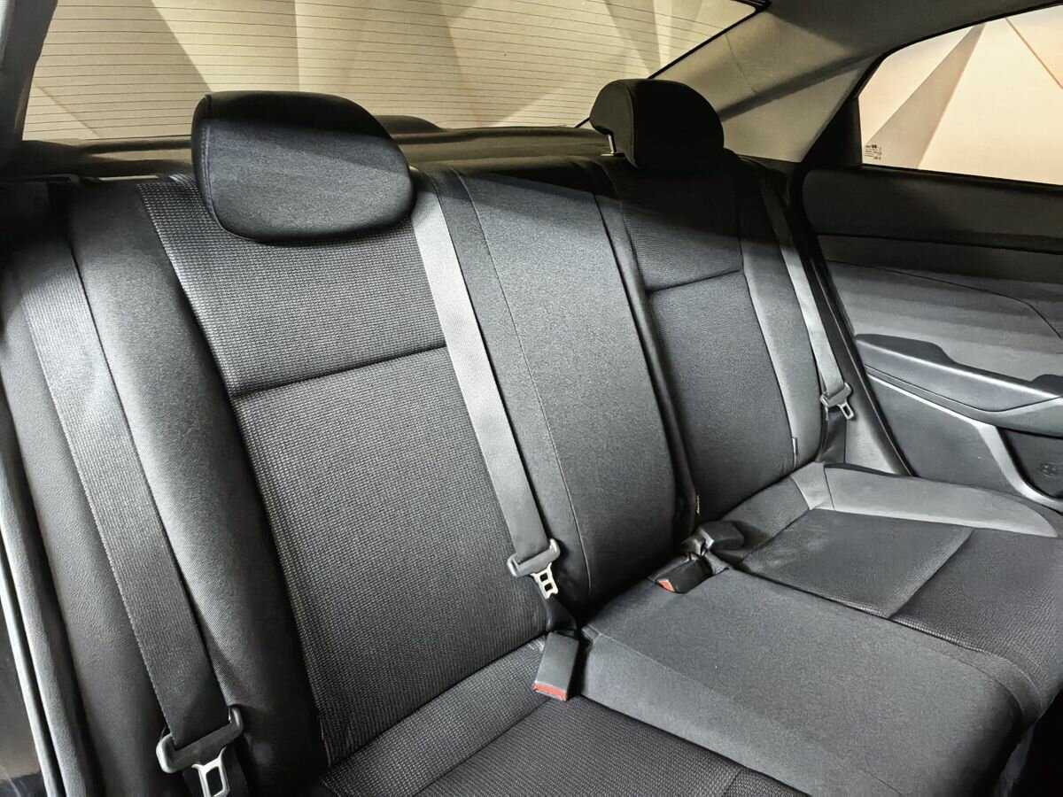 Hyundai Solaris с пробегом — 2017 год. Фото: #12