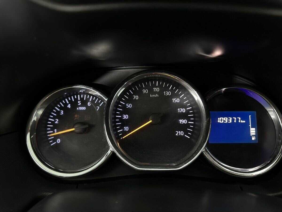 Renault Duster с пробегом — 2018 год. Фото: #10