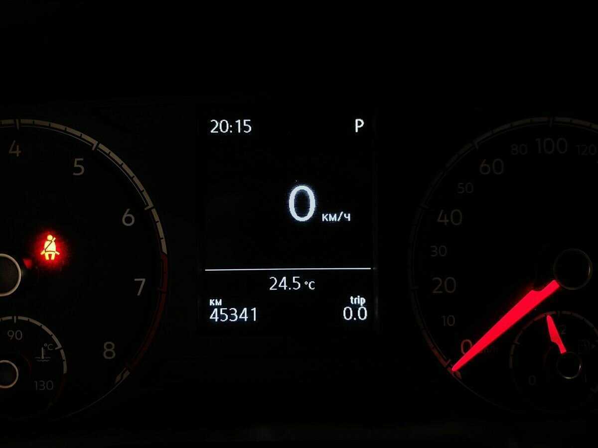 Volkswagen Polo с пробегом — 2021 год. Фото: #15