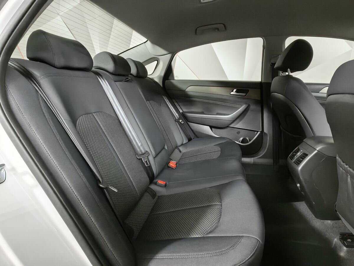 Hyundai Sonata с пробегом — 2018 год. Фото: #11