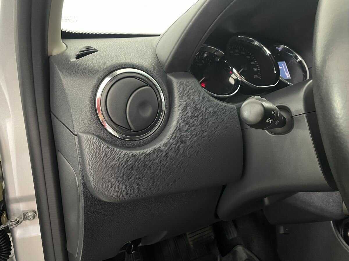 Nissan Terrano с пробегом — 2018 год. Фото: #8