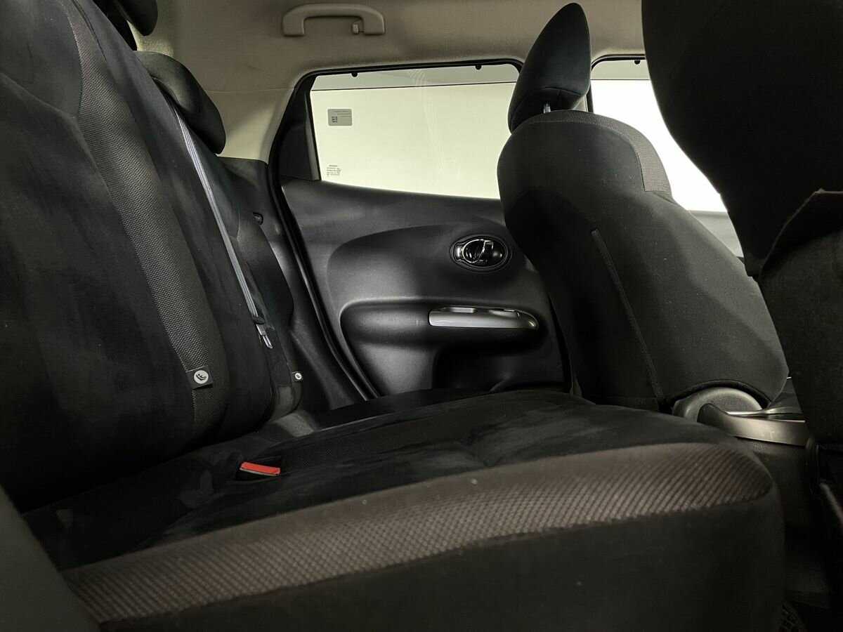 Nissan Juke с пробегом — 2014 год. Фото: #15