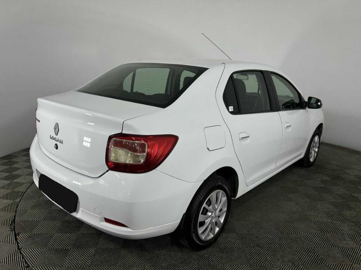 Renault Logan с пробегом — 2016 год. Фото: #5