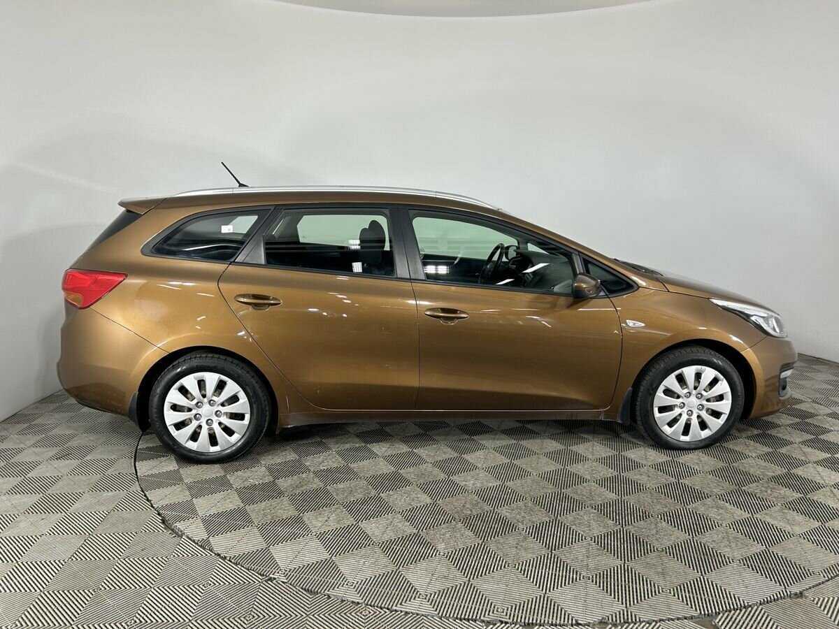 Kia Ceed с пробегом — 2016 год. Фото: #2