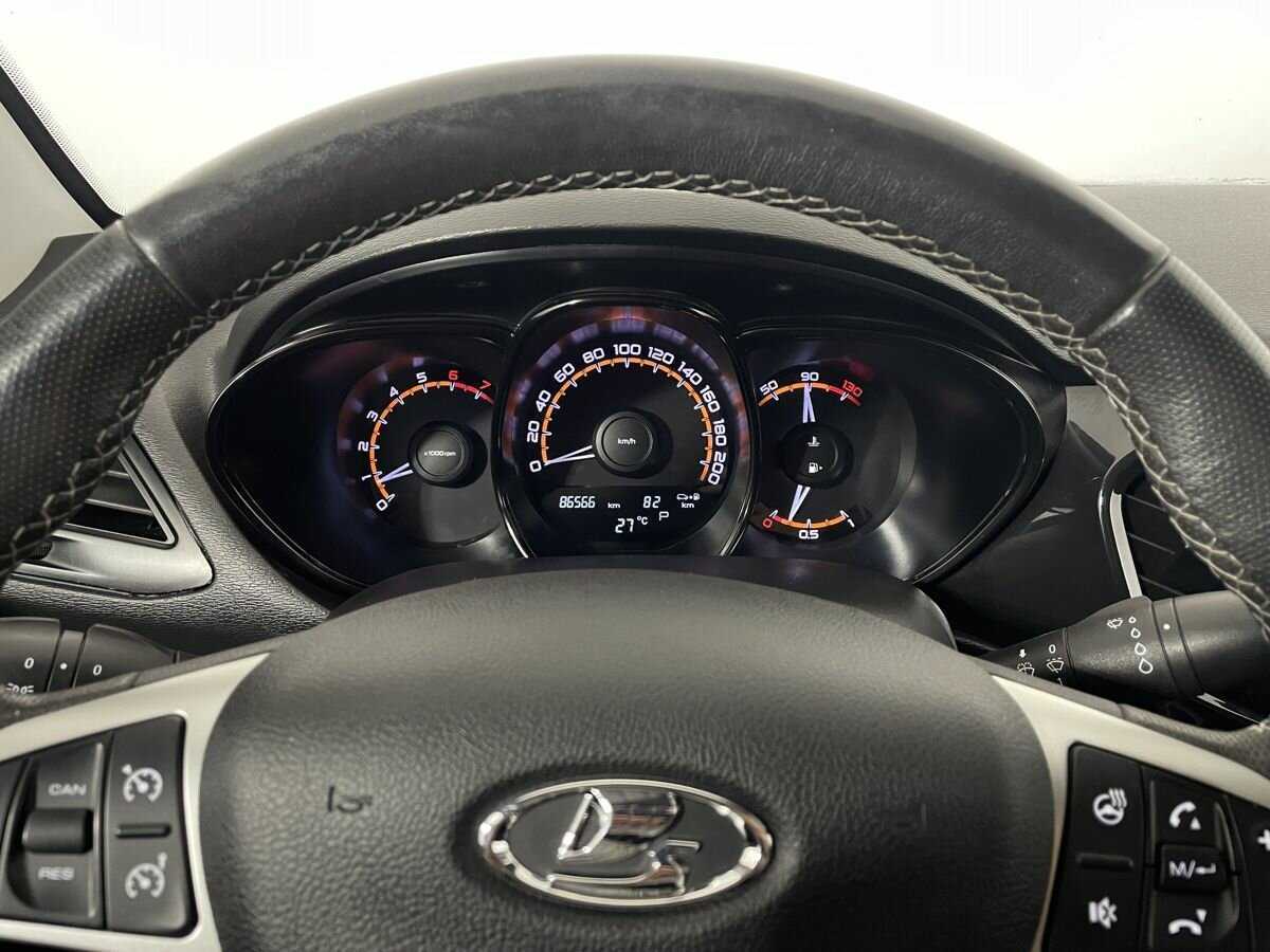 Lada (ВАЗ) Vesta с пробегом — 2021 год. Фото: #10