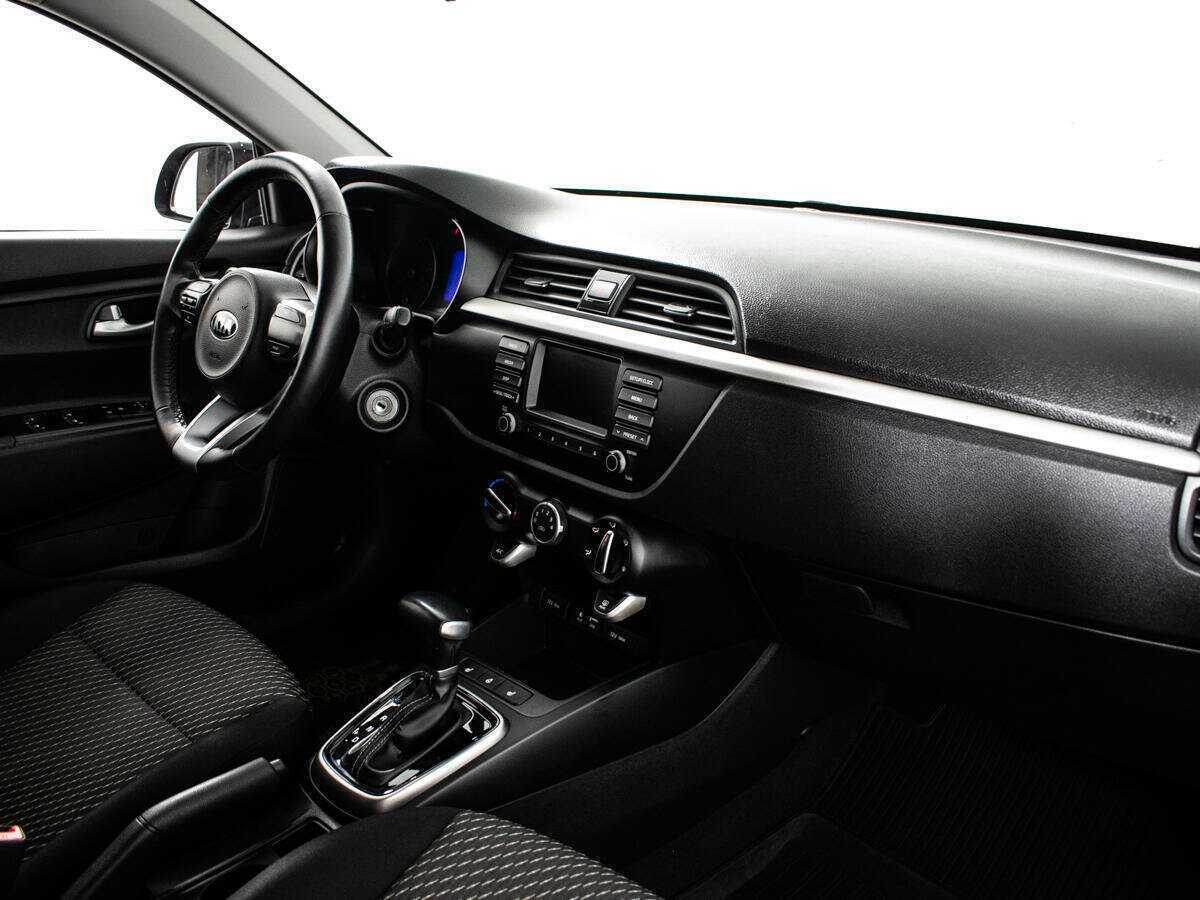 Kia Rio с пробегом — 2019 год. Фото: #8
