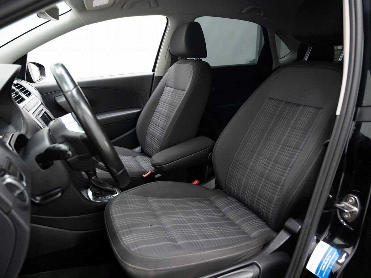 Volkswagen Polo с пробегом — 2016 год. Фото: #7