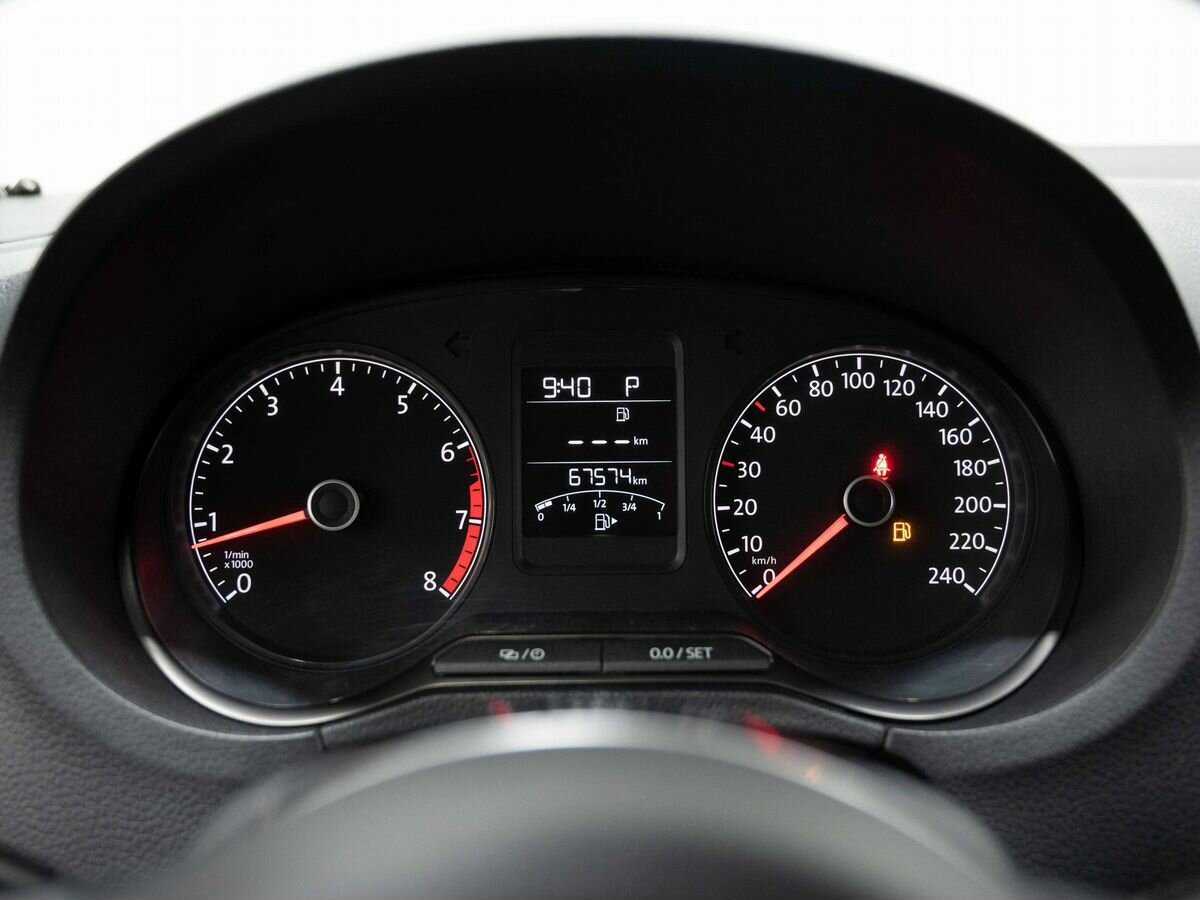 Volkswagen Polo с пробегом — 2019 год. Фото: #16