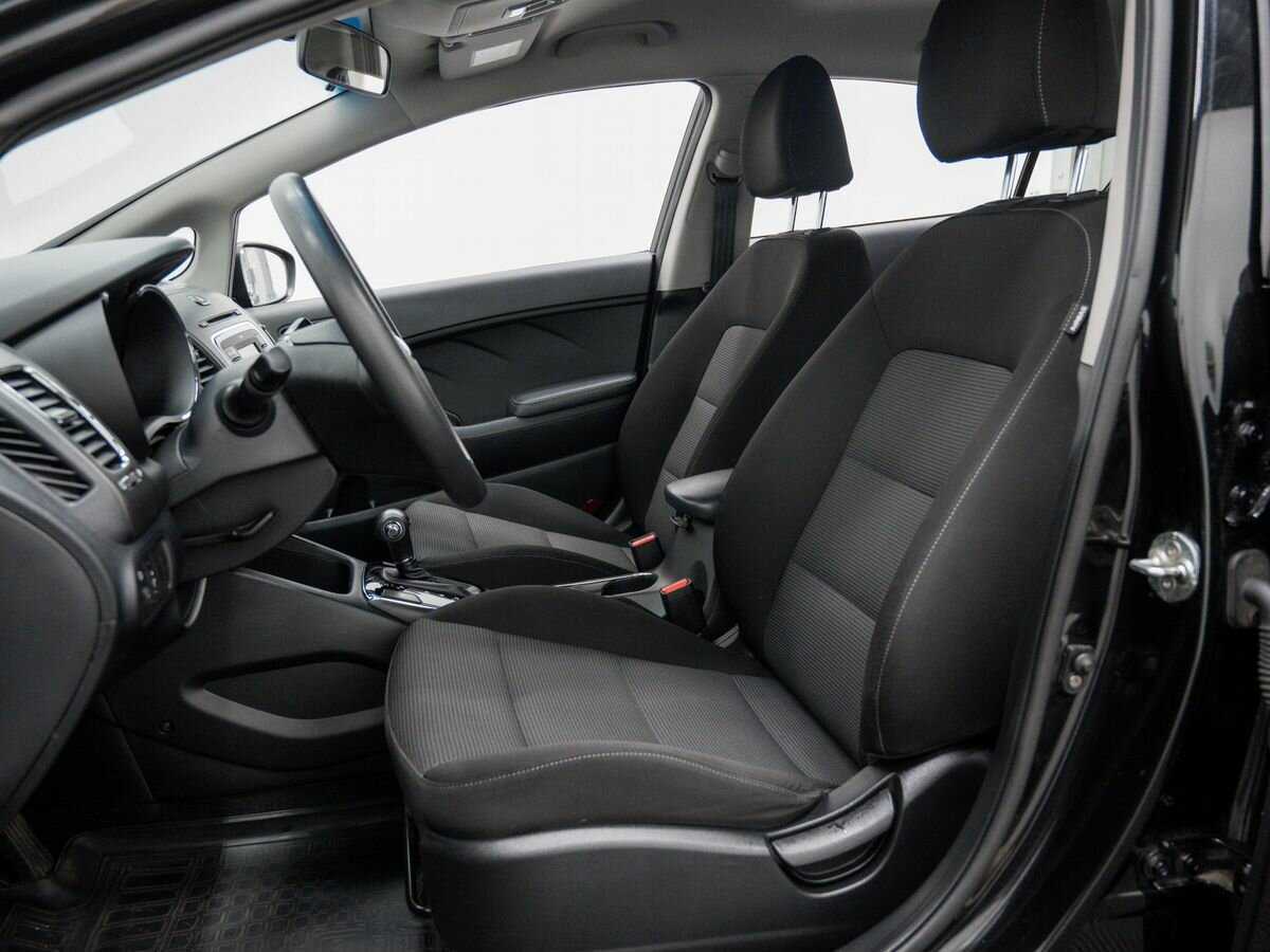 Kia Cerato с пробегом — 2018 год. Фото: #13