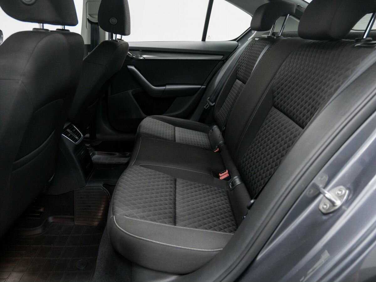 Skoda Octavia с пробегом — 2017 год. Фото: #11