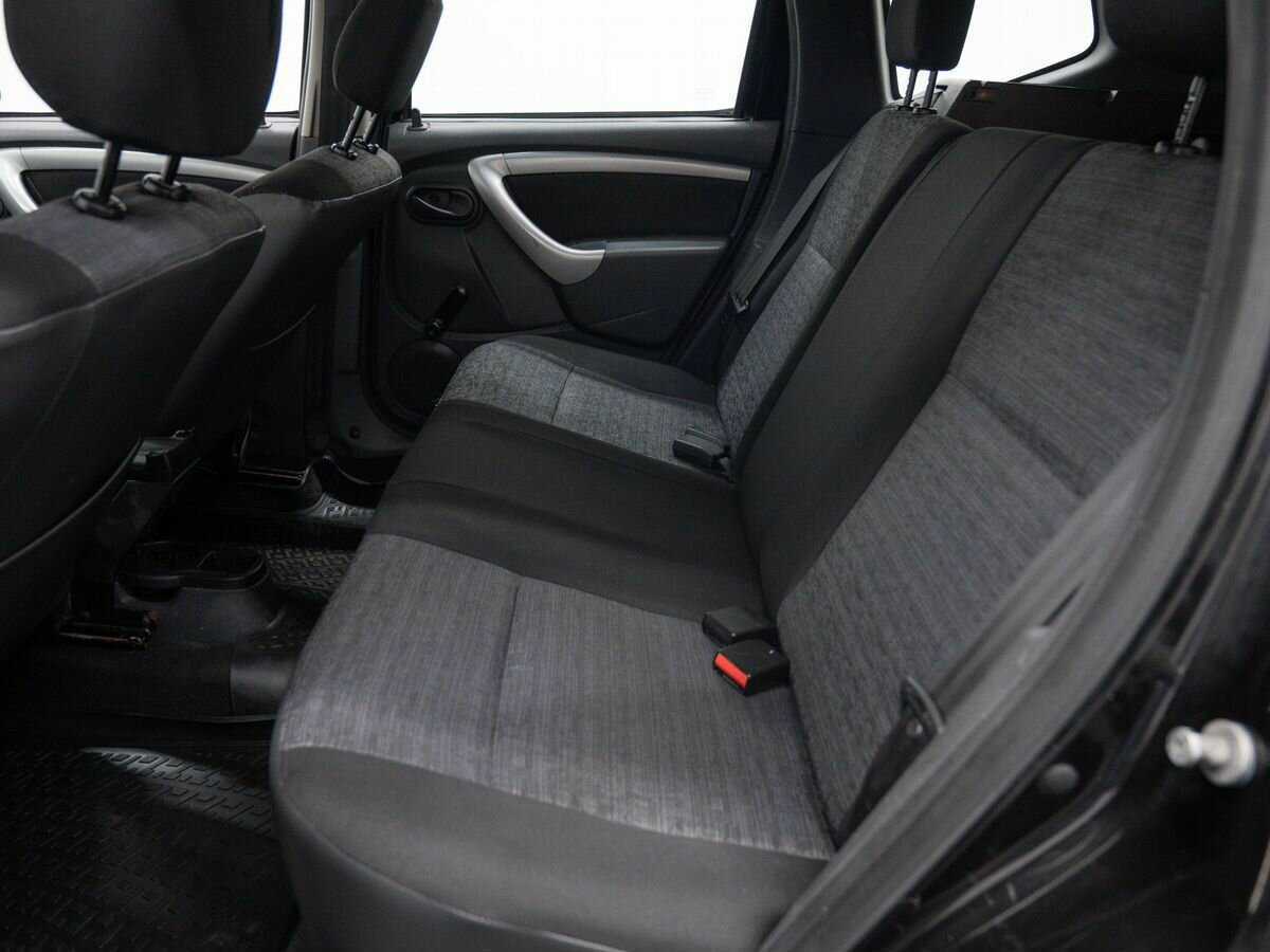 Renault Duster с пробегом — 2013 год. Фото: #11