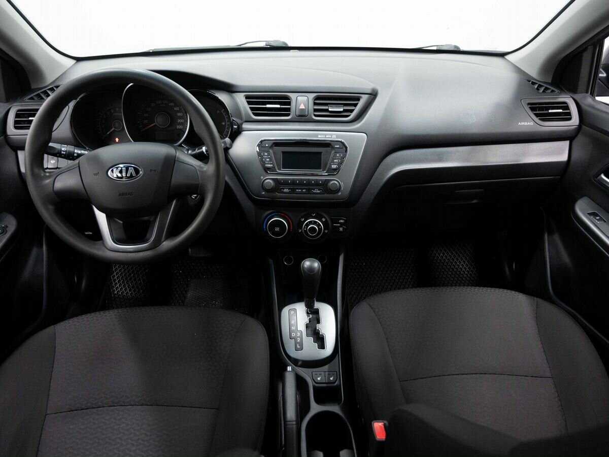 Kia Rio с пробегом — 2014 год. Фото: #12